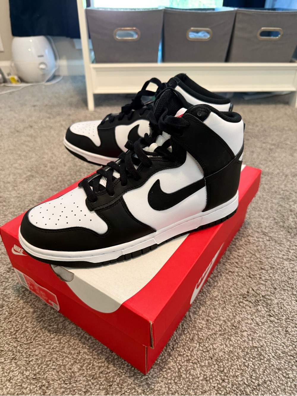 Nike High-Top Sneakers Pandas in Black and White
